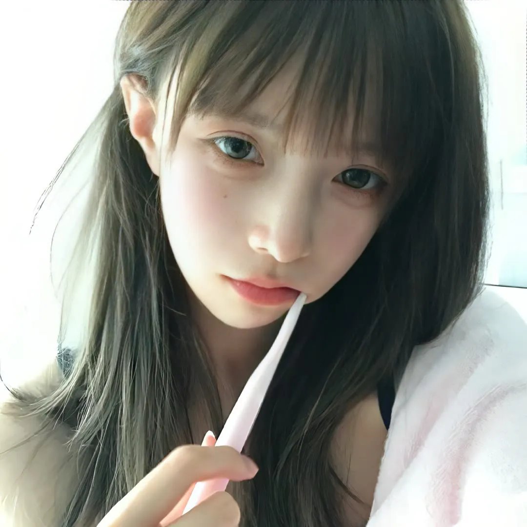 校草是女生